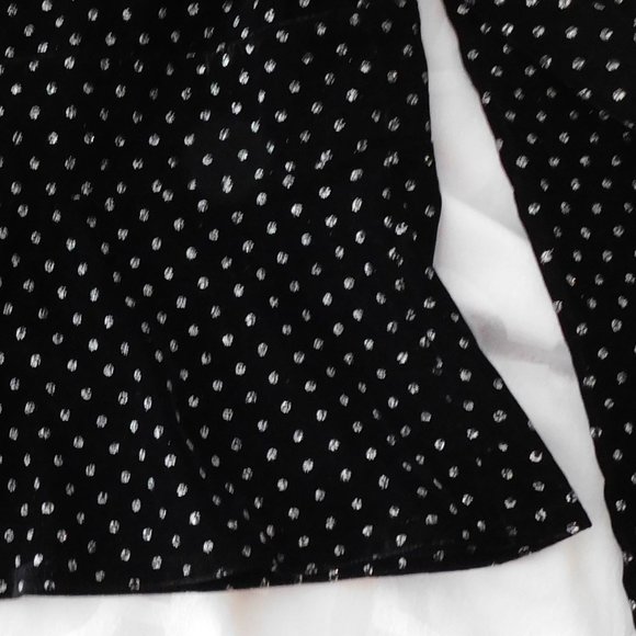 NWT - Express - Sexy Deep V-Neck Velvet Top with Sparkle, SZ: XS - Picture 5 of 10